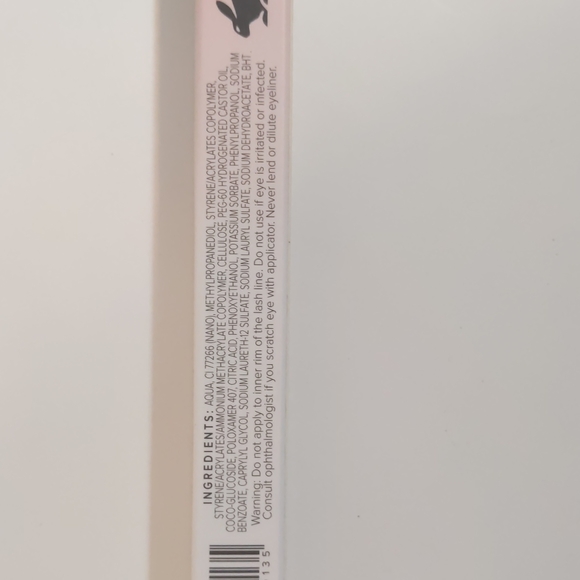 Lisa Armstrong Avon eyeliner - Picture 5 of 8